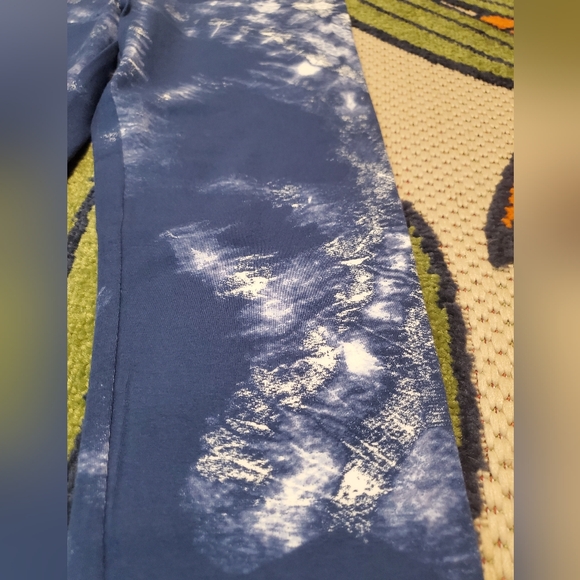 Girls XS MIDRISE LEGGINGS - Picture 2 of 5